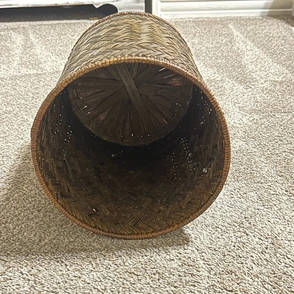 Wicker Basket - Picture 4 of 6